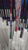 Versand der SOYUZ Lieferung ABS009 – 26 Eishockeyschläger, davon 11 Custom mit Namensbedruckung
