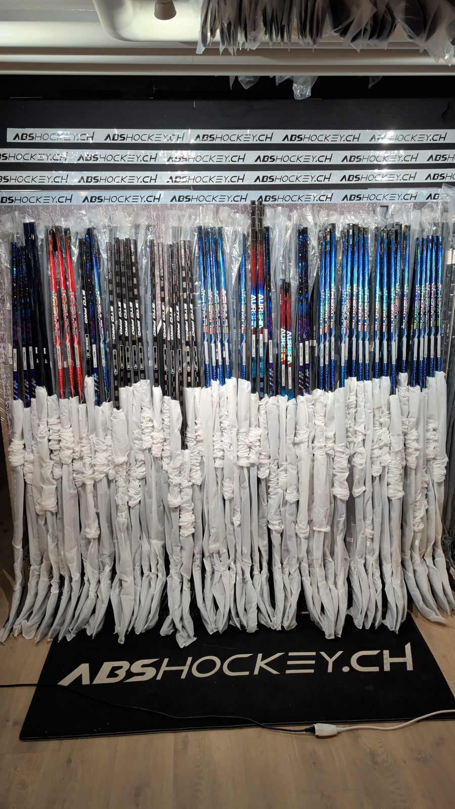 SOYUZ Eishockeyschläger: STD PRO · ARCANE · HIT GRIT – Kundensticks plus Nachschub fürs Lager