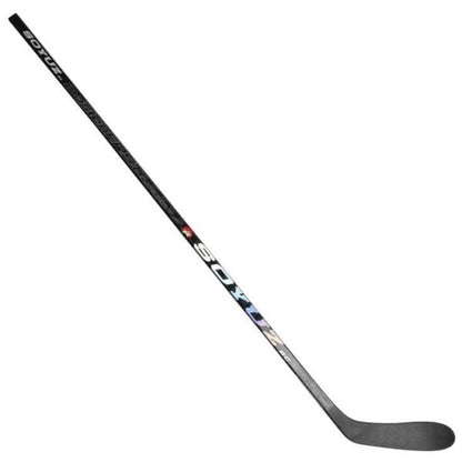 SOYUZ MASTER FRST Eishockeyschläger ab Lager – Seitenansicht, schwarzes holografisches Carbon-Finish